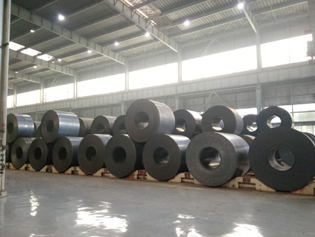 Application of weather resistant steel in bridges and large buildings