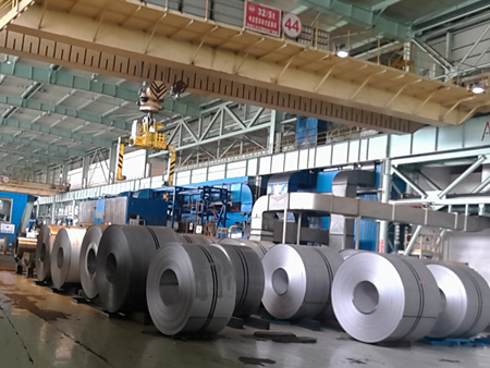 What is the heat resistance of QStE380TM steel?