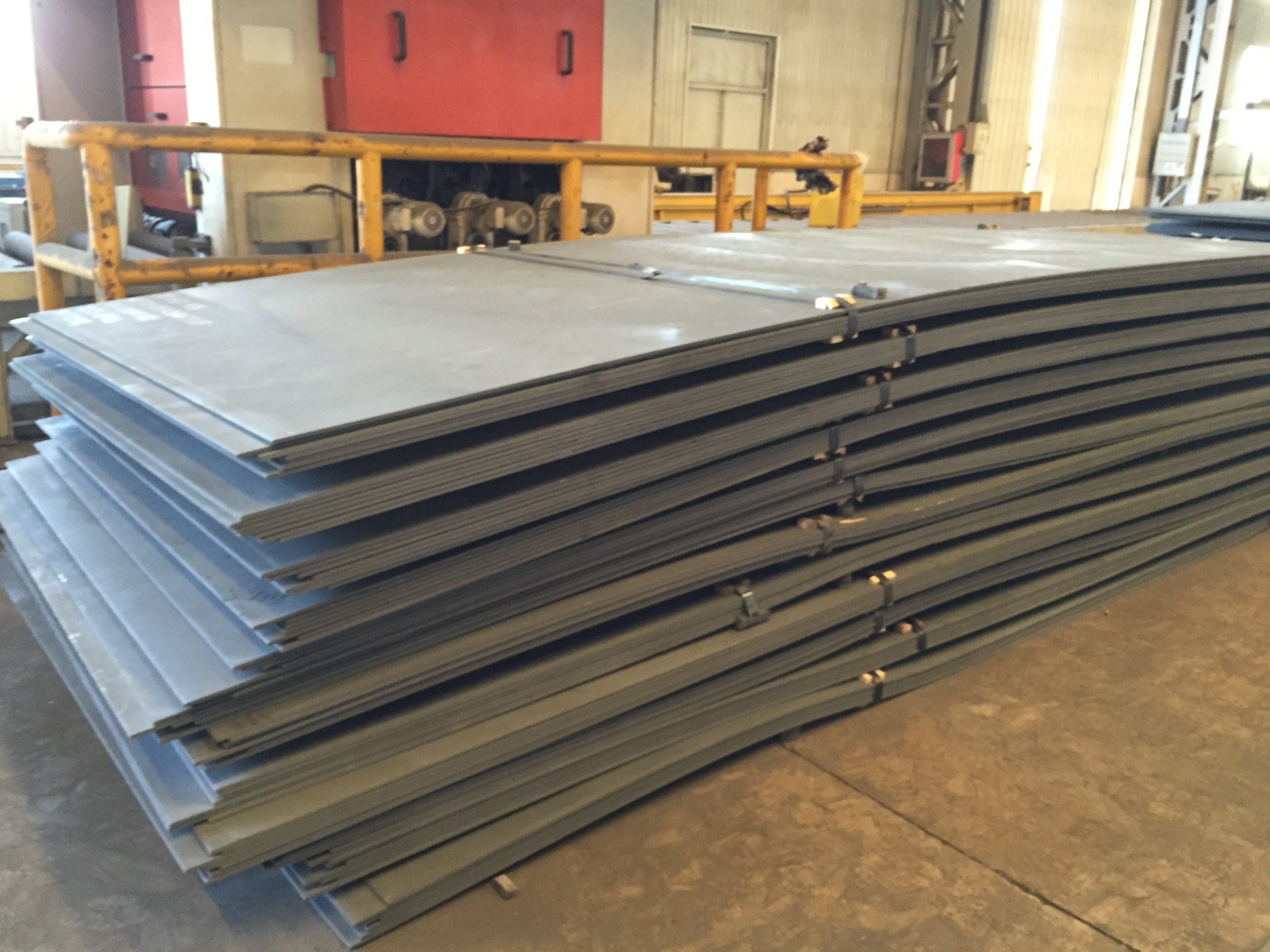 The Role of S355J2 Steel in Bridge Construction